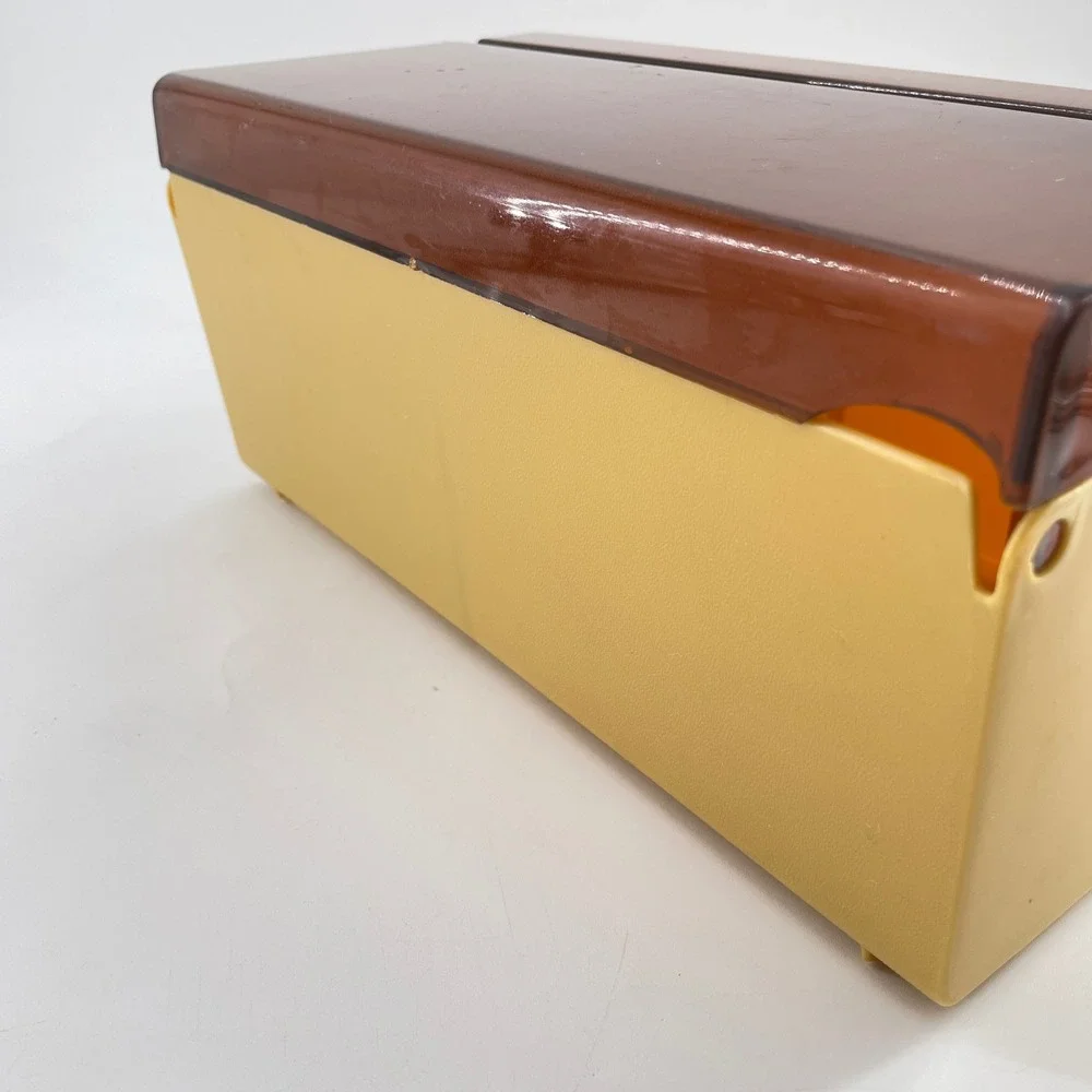 Rubbermaid vintage 2475